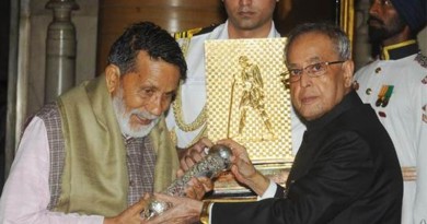 Chandi Prasad Bhatt Receive International Gandhi Peace Prize